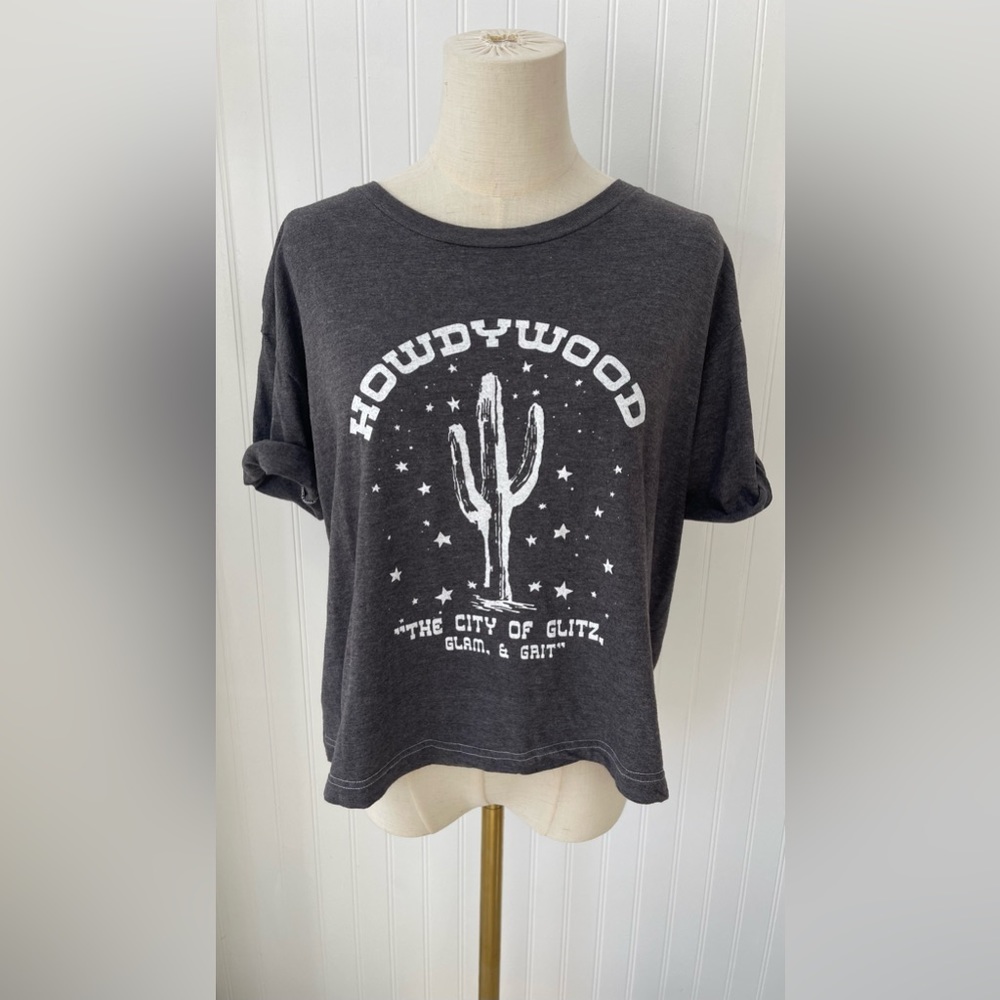 HOWDYWOOD tee